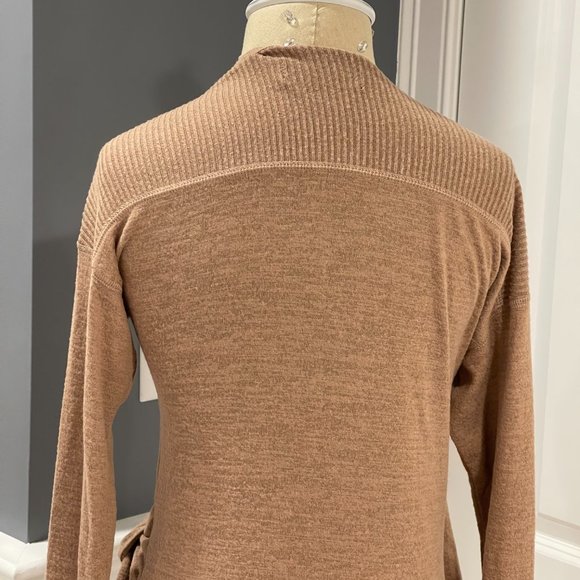 Sz: XS Abercrombie Soft & Cozy Faux Wrap Sweater - Picture 7 of 8